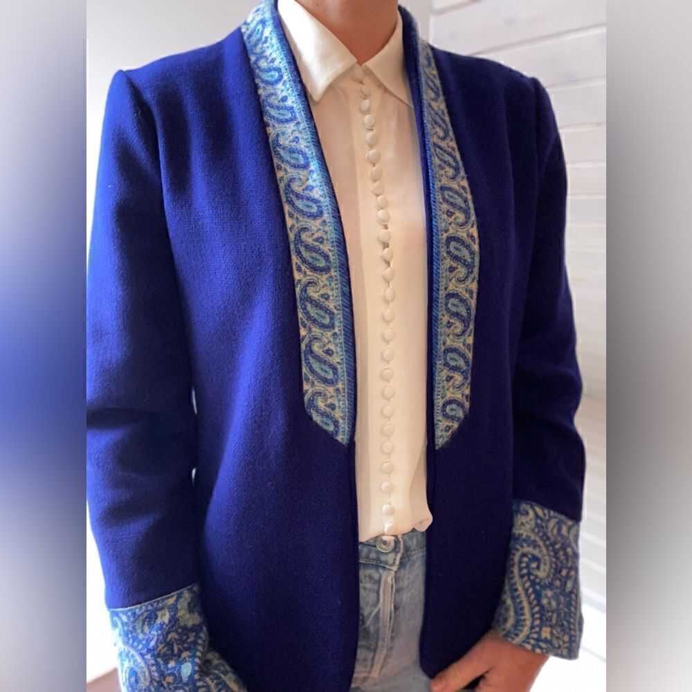Vintage Open Blazer with Paisley Pattern - Picture 8 of 12